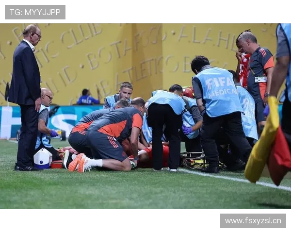 巴黎圣日耳曼防守问题凸显,整体结构缺陷成主因而非个人能力不足 巴黎圣日耳曼防守问题凸显,整体结构缺陷成主因而非个人能力不足