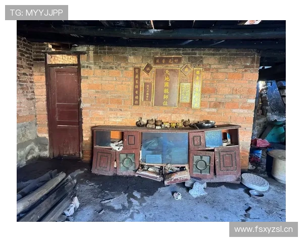 刷到掌敏洁随手一张客厅照，我就默默算着要攒多少个月工资才能坐她那张沙发