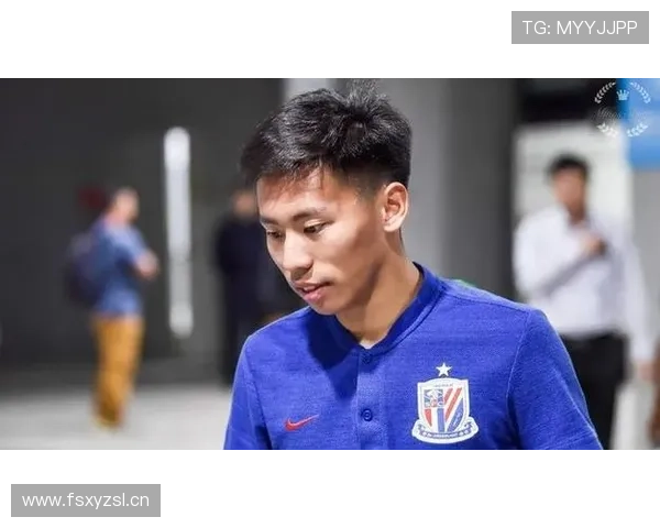 韦世豪这自律程度，半夜三点还在加练，手机里连个外卖软件都没有